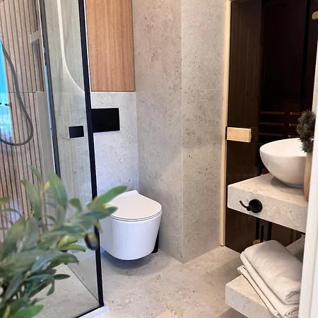 Family & Business Sauna Baltic Horizon No 3 Premium - 3 Bedroom With Private Sauna, Jacuzzi, Rooftop Gym & Panoramic Terrace, Balcony, Underground Garage *