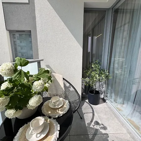 Lejlighed Family & Business Sauna Baltic Horizon No 3 Premium - 3 Bedroom With Private Sauna, Jacuzzi, Rooftop Gym & Panoramic Terrace, Balcony, Underground Garage Gdańsk