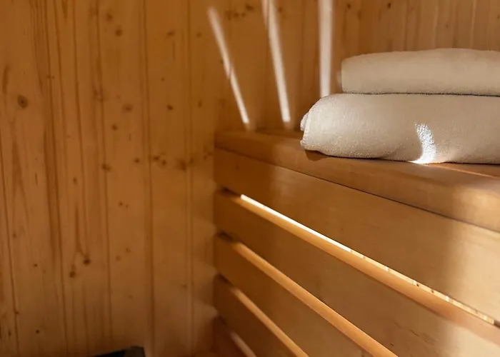 Family & Business Sauna Baltic Horizon No 3 Premium - 3 Bedroom With Private Sauna, Jacuzzi, Rooftop Gym & Panoramic Terrace, Balcony, Underground Garage グダニスク