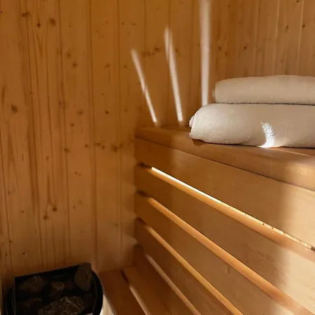 Family & Business Sauna Baltic Horizon No 3 Premium - 3 Bedroom With Private Sauna, Jacuzzi, Rooftop Gym & Panoramic Terrace, Balcony, Underground Garage 格但斯克